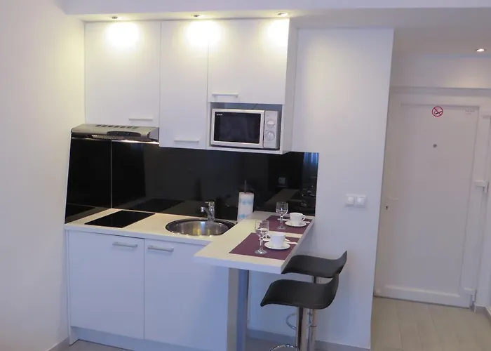 Sea Gate Apartment *